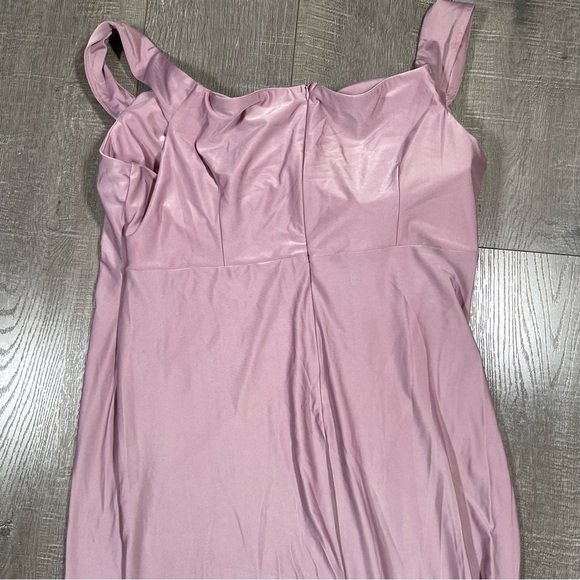 FAERIESTY Plus Off Shoulder Ruched Wrap Hem Slit Gown Plus Size 3XL - Picture 7 of 12